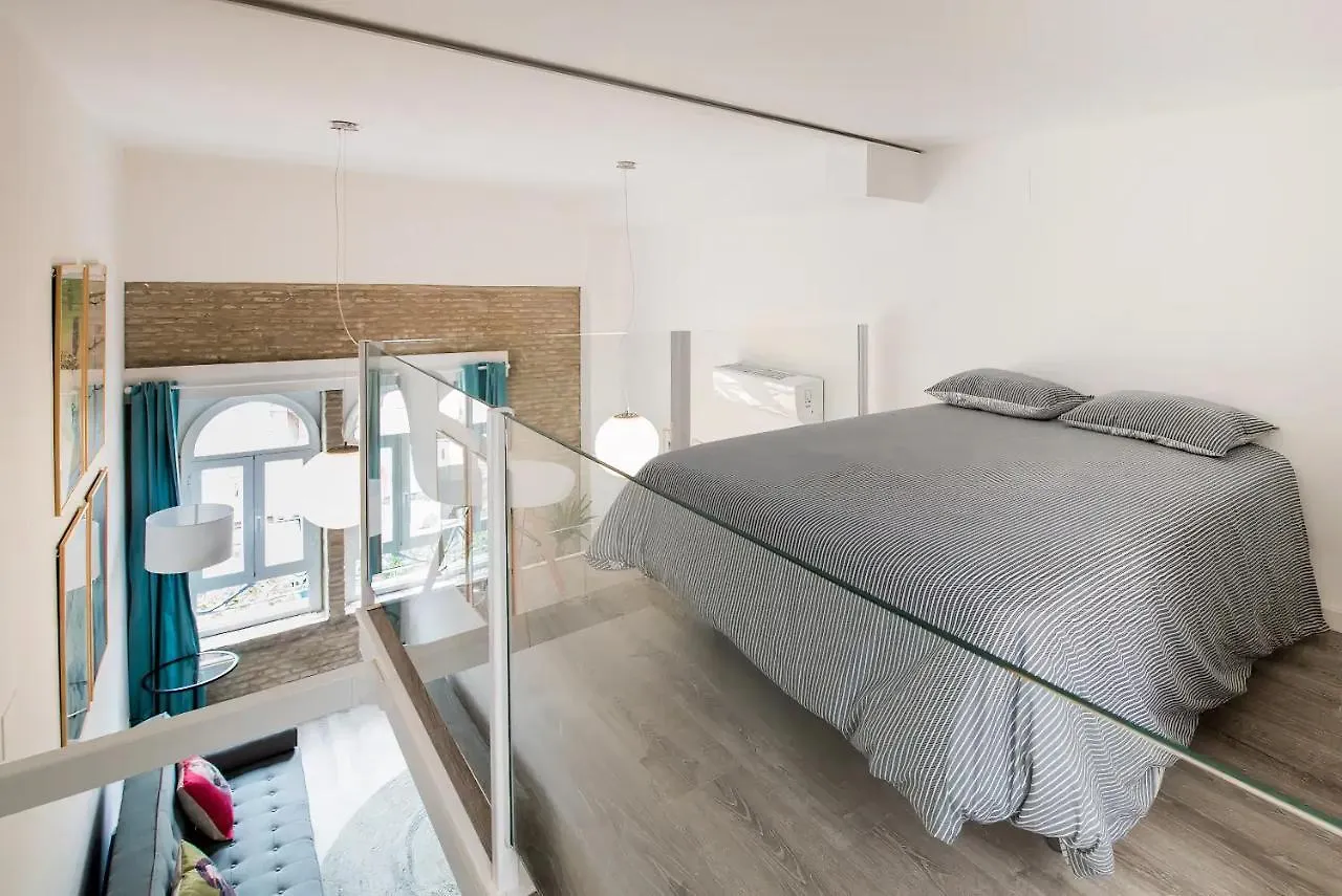 Апартаменты Pop Art Feria Luminoso Duplex Con Terraza Privada Севилья